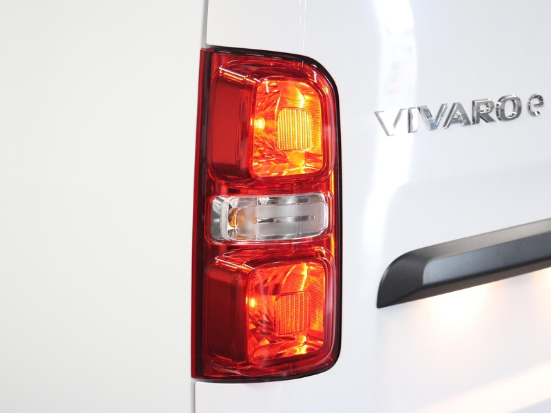 Opel Vivaro Electric L3 75 kWh | Camera | Dodehoekdetectie | Airco | CruiseControl | Comfort Tussenschot | AppleCarPlay/A  elektrisch Opel Vivaro Electric L3 75 kWh | Camera | Dodehoekdetectie | Airco | CruiseControl | Comfort Tussenschot | AppleCarPlay/A  elektrisch