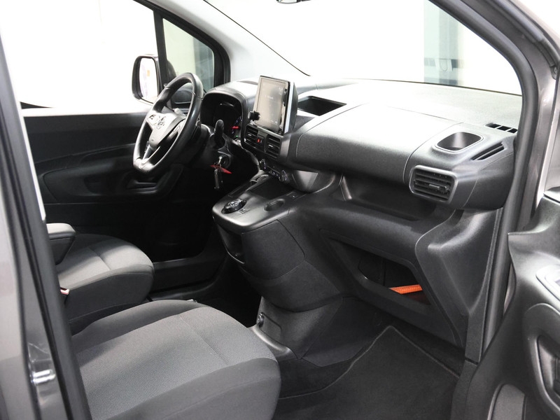 Opel Combo L2 130PK AUTOMAAT | AppleCarplay/AndroidAuto | Parkeersensoren | Airco | Camera | Cruise Control | B  Opel Combo L2 130PK AUTOMAAT | AppleCarplay/AndroidAuto | Parkeersensoren | Airco | Camera | Cruise Control | B