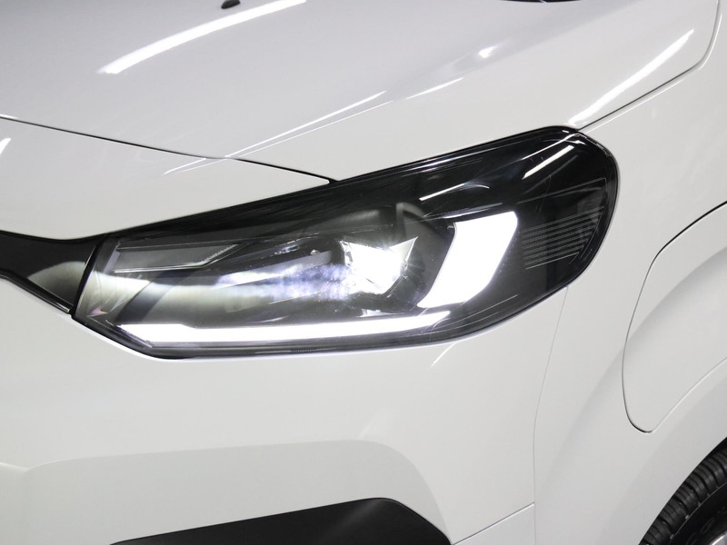 Fiat E-Scudo L3 75 kWh 136PK | AppleCarPlay/AndroidAuto | Airco | Armsteun | Camera | 3 Zits | Navigatie | Cruise  elektrisch Fiat E-Scudo L3 75 kWh 136PK | AppleCarPlay/AndroidAuto | Airco | Armsteun | Camera | 3 Zits | Navigatie | Cruise  elektrisch