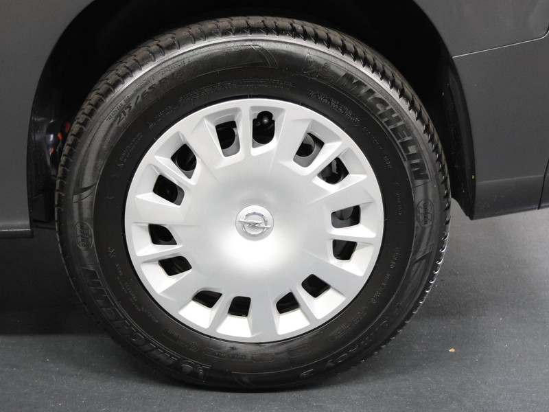 Opel Combo Electric 136PK L1 50kWh | NIEUW! | AppleCarplay/AndroidAuto | Parkeersensoren | Airco | Armsteun | Navigatie elektrisch Opel Combo Electric 136PK L1 50kWh | NIEUW! | AppleCarplay/AndroidAuto | Parkeersensoren | Airco | Armsteun | Navigatie elektrisch