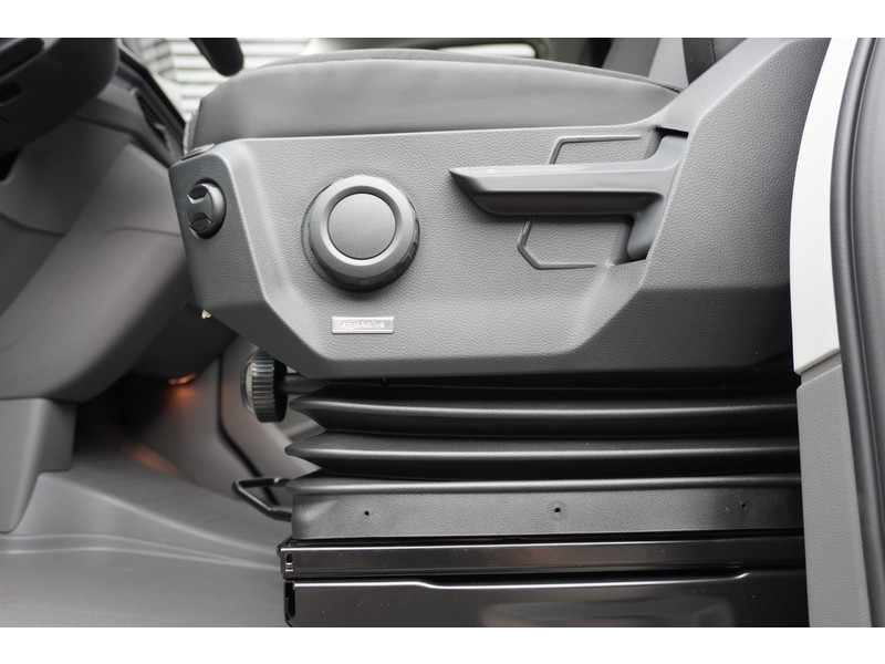 MAN TGE MAN TGE 3.140 L3H3 Aut FACELIFT Commander BOMVOL! | LED | NAVI | CLIMATRONIC | TREKHAAK | ACC | STOE  MAN TGE MAN TGE 3.140 L3H3 Aut FACELIFT Commander BOMVOL! | LED | NAVI | CLIMATRONIC | TREKHAAK | ACC | STOE