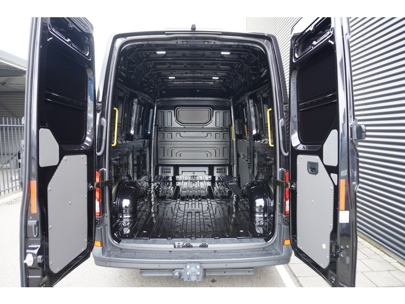 MAN TGE MAN TGE 3.140 L3H3 Aut FACELIFT Commander BOMVOL! | LED | NAVI | CLIMATRONIC | TREKHAAK | ACC | STOE MAN TGE MAN TGE 3.140 L3H3 Aut FACELIFT Commander BOMVOL! | LED | NAVI | CLIMATRONIC | TREKHAAK | ACC | STOE