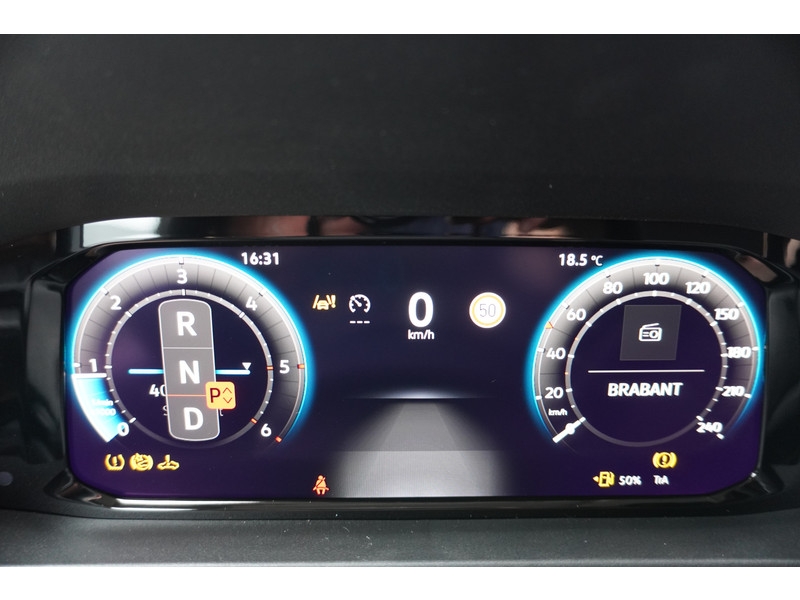 Volkswagen Crafter 30 2.0 TDI 140PK L3H3 Automaat Highline, Modeljaar 2025, App Connect, Trekhaak Volkswagen Crafter 30 2.0 TDI 140PK L3H3 Automaat Highline, Modeljaar 2025, App Connect, Trekhaak