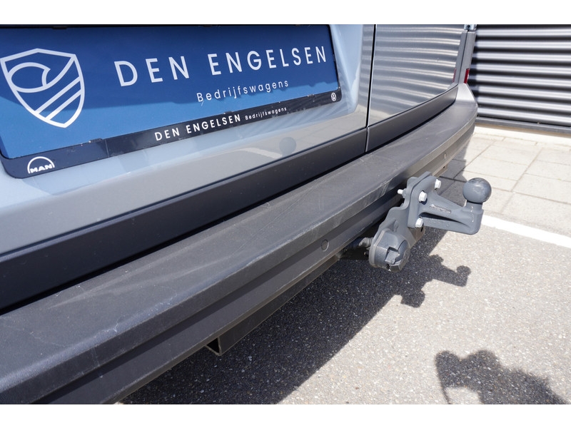 Volkswagen Crafter 35 2.0 TDI 140PK L3H3 Trendline, Modeljaar 2025, App Connect, Trekhaak Volkswagen Crafter 35 2.0 TDI 140PK L3H3 Trendline, Modeljaar 2025, App Connect, Trekhaak