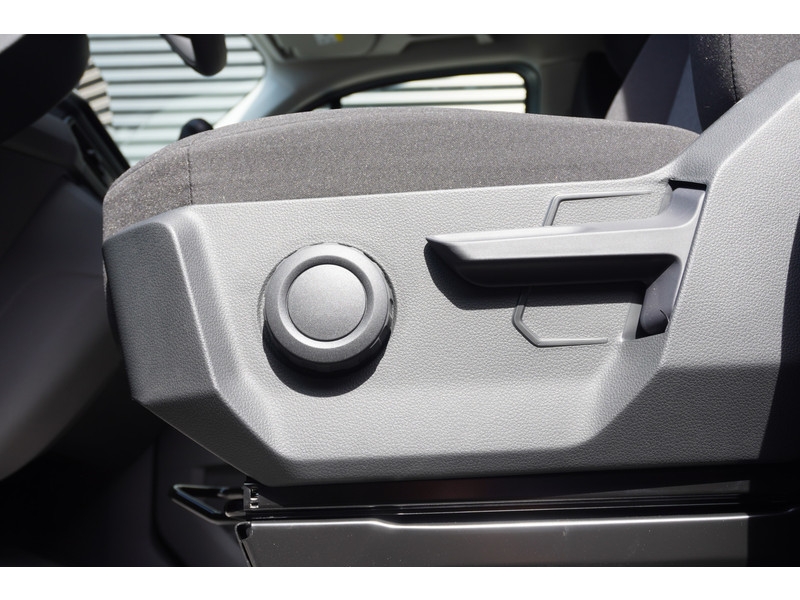 Volkswagen Crafter 35 2.0 TDI 140PK L3H3 Trendline, Modeljaar 2025, App Connect, Trekhaak Volkswagen Crafter 35 2.0 TDI 140PK L3H3 Trendline, Modeljaar 2025, App Connect, Trekhaak