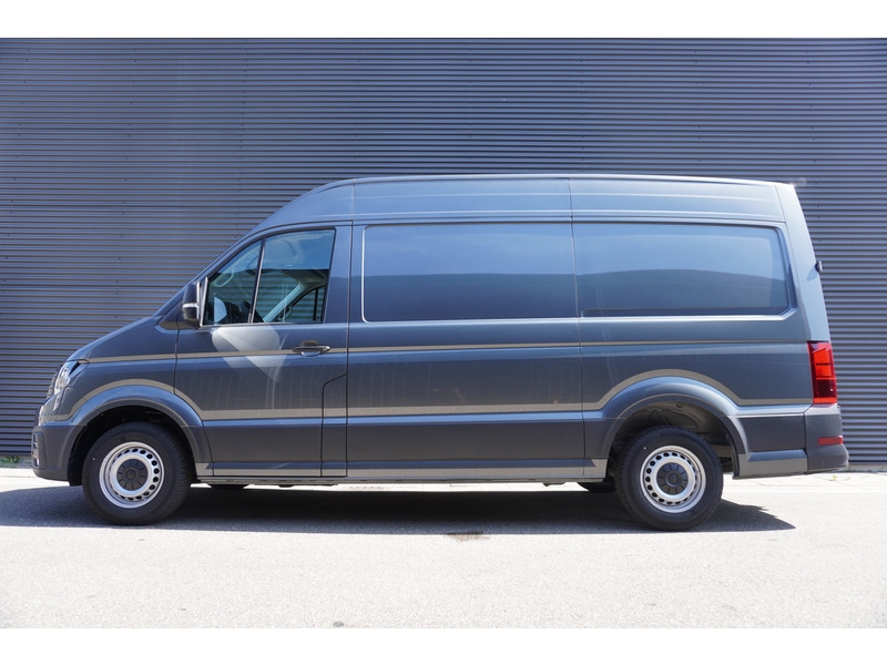 Volkswagen Crafter 30 2.0 TDI 140PK L3H3 Highline, Modeljaar 2025, Navigatie, Trekhaak Volkswagen Crafter 30 2.0 TDI 140PK L3H3 Highline, Modeljaar 2025, Navigatie, Trekhaak