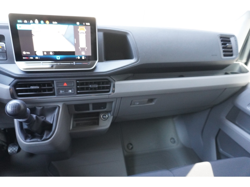 Volkswagen Crafter 30 2.0 TDI 140PK L3H3 Highline, Modeljaar 2025, Navigatie, Trekhaak Volkswagen Crafter 30 2.0 TDI 140PK L3H3 Highline, Modeljaar 2025, Navigatie, Trekhaak