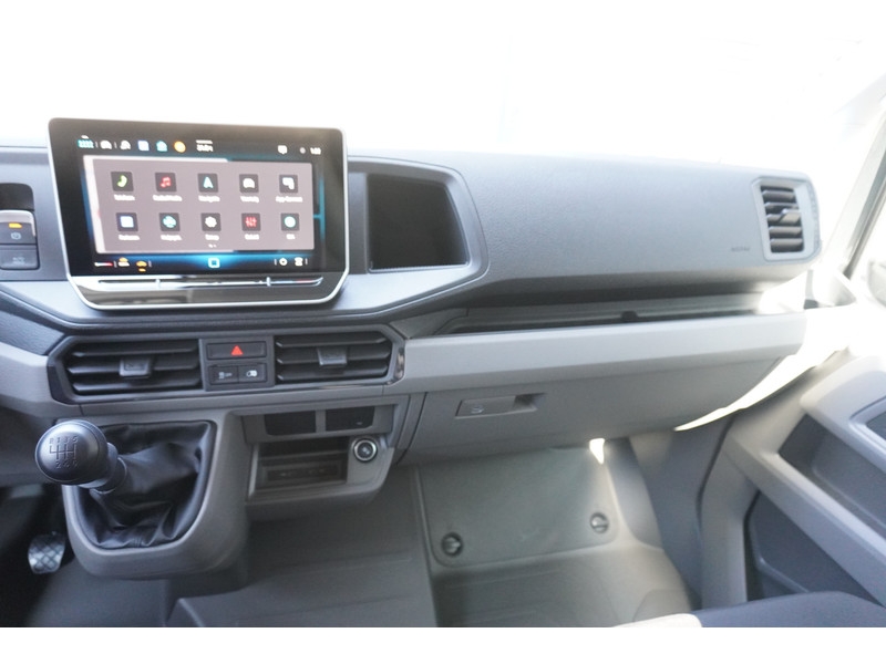 Volkswagen Crafter 35 2.0 TDI 140PK L3H3 Highline, Modeljaar 2025, Navigatie, Trekhaak Volkswagen Crafter 35 2.0 TDI 140PK L3H3 Highline, Modeljaar 2025, Navigatie, Trekhaak