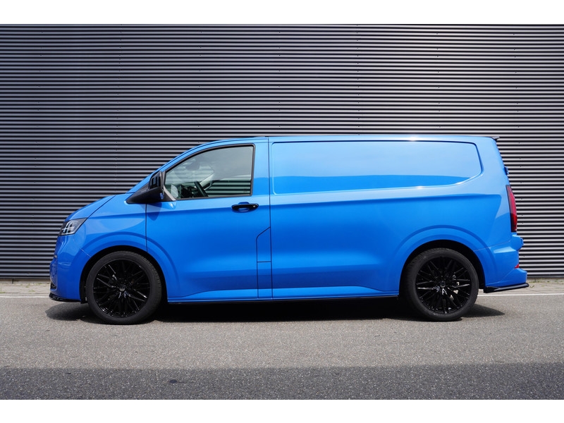 Volkswagen Transporter 2.0 TDI L1H1 30 Bulli 2.0 TDI L1H1 30 Bulli 170 pk 8-Traps Automaat, LED koplampen, Climatronic, PDV Volkswagen Transporter 2.0 TDI L1H1 30 Bulli 2.0 TDI L1H1 30 Bulli 170 pk 8-Traps Automaat, LED koplampen, Climatronic, PDV