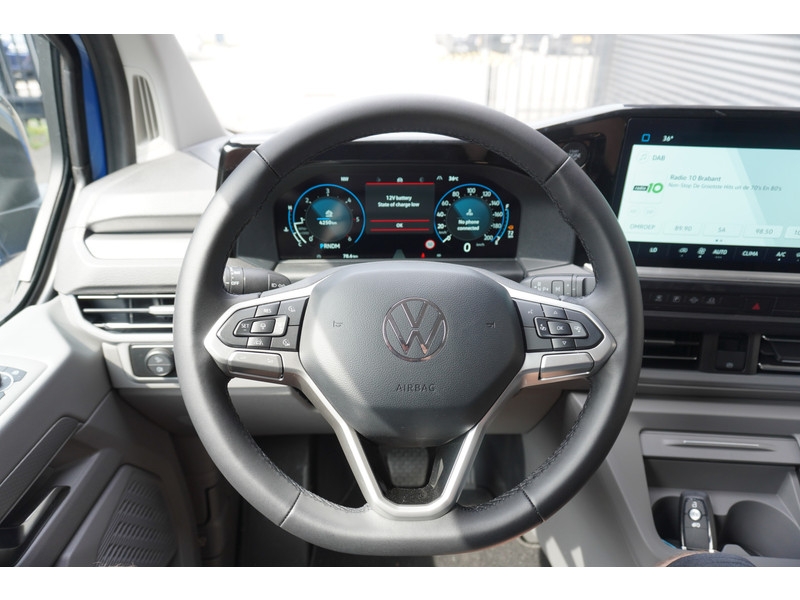 Volkswagen Transporter 2.0 TDI L1H1 30 Bulli 2.0 TDI L1H1 30 Bulli 170 pk 8-Traps Automaat, LED koplampen, Climatronic, PDV Volkswagen Transporter 2.0 TDI L1H1 30 Bulli 2.0 TDI L1H1 30 Bulli 170 pk 8-Traps Automaat, LED koplampen, Climatronic, PDV