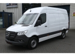 Mercedes-Benz eSprinter elektrisch 5-deurs 314 L2H2 Pro 81kWh Smartphone integratie pakket, 115kW DC laden, Comfort stoel