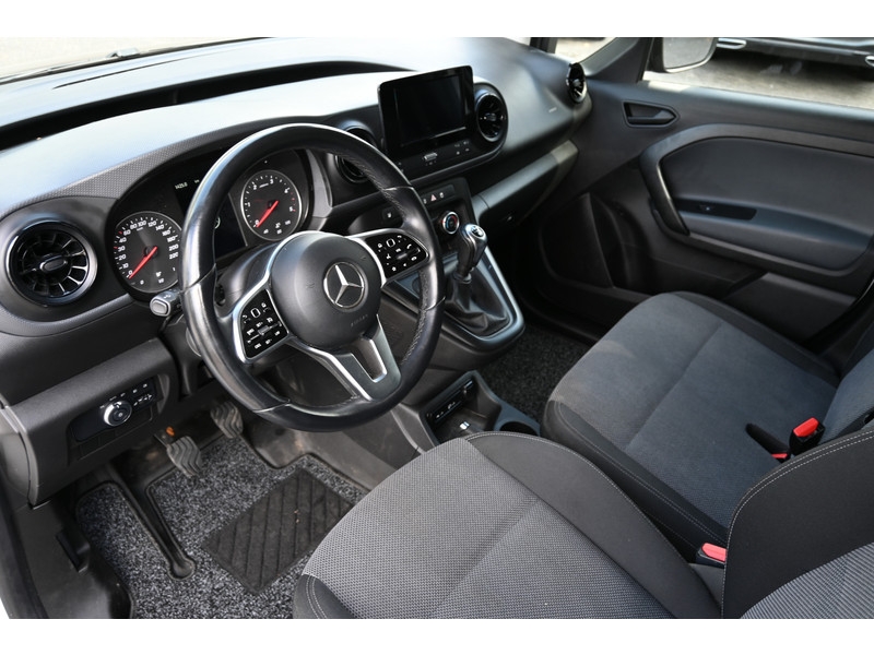 Mercedes-Benz Citan 110 CDI L1 3 Zitplaatsen, Navigatie, Camera, Apple Carplay/Android Auto  Mercedes-Benz Citan 110 CDI L1 3 Zitplaatsen, Navigatie, Camera, Apple Carplay/Android Auto