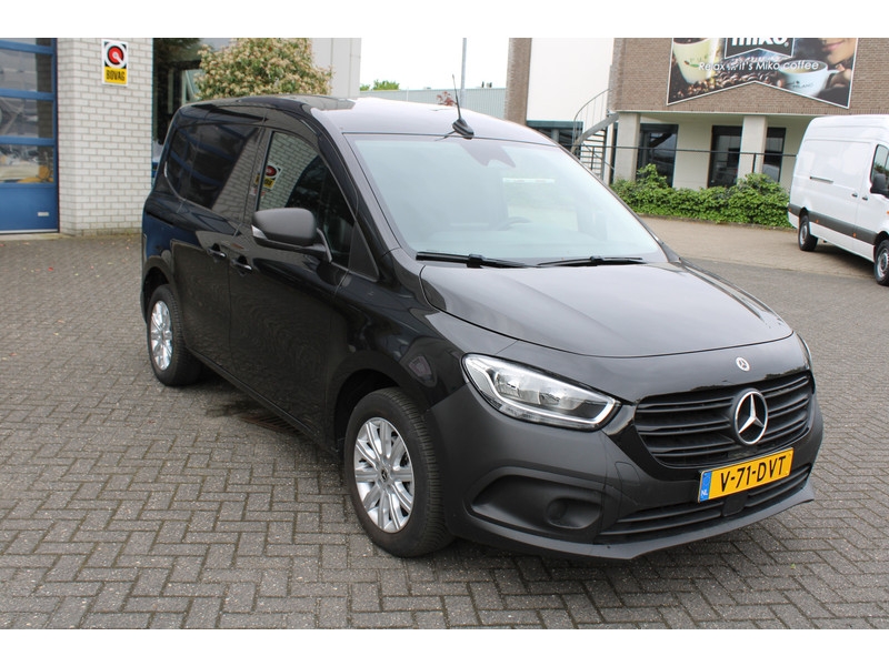 Mercedes-Benz Citan 110 CDI MBUX navigatie met camera  Mercedes-Benz Citan 110 CDI MBUX navigatie met camera