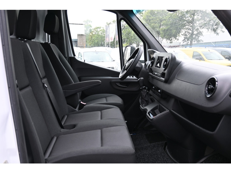 Mercedes-Benz Sprinter 515 CDI MBUX, Laadbak met Dhollandia laadklep en zijdeur  Mercedes-Benz Sprinter 515 CDI MBUX, Laadbak met Dhollandia laadklep en zijdeur