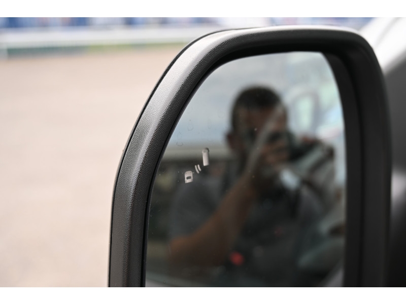 Ford Transit Custom 320 2.0 TDCI L2 Trend LED, Adaptive cruise control, Navigatie, Trekhaak  Ford Transit Custom 320 2.0 TDCI L2 Trend LED, Adaptive cruise control, Navigatie, Trekhaak