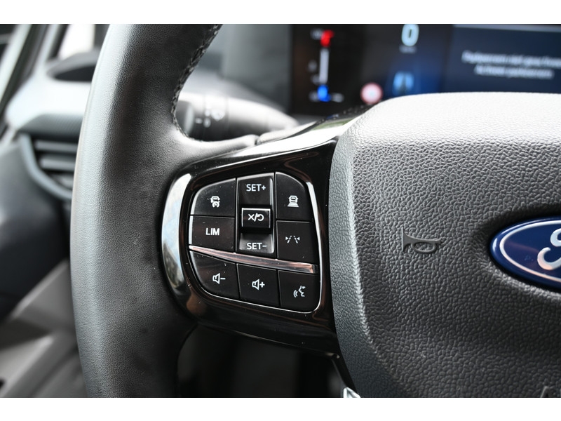Ford Transit Custom 320 2.0 TDCI L2 Trend LED, Adaptive cruise control, Navigatie, Trekhaak  Ford Transit Custom 320 2.0 TDCI L2 Trend LED, Adaptive cruise control, Navigatie, Trekhaak