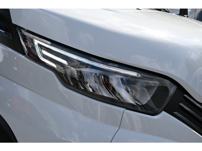 Iveco Daily 35S18H 3.0 410 Open laadbak Facelift, LED, ACC, Geveerde stoel, Camera  Iveco Daily 35S18H 3.0 410 Open laadbak Facelift, LED, ACC, Geveerde stoel, Camera