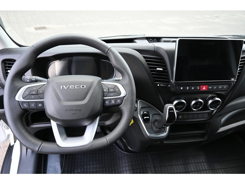 Iveco Daily 35S18H 3.0 410 Open laadbak Facelift, LED, ACC, Geveerde stoel, Camera  Iveco Daily 35S18H 3.0 410 Open laadbak Facelift, LED, ACC, Geveerde stoel, Camera