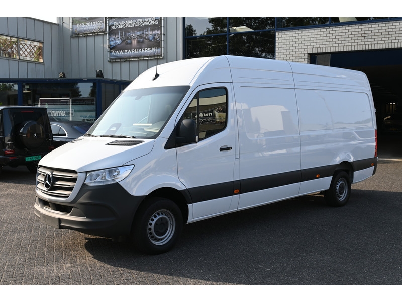 Mercedes-Benz Sprinter 317 CDI L3H2 Pro Smartphone integratiepakket, Geveerde stoel, Reserve wiel, Etc. Mercedes-Benz Sprinter 317 CDI L3H2 Pro Smartphone integratiepakket, Geveerde stoel, Reserve wiel, Etc.