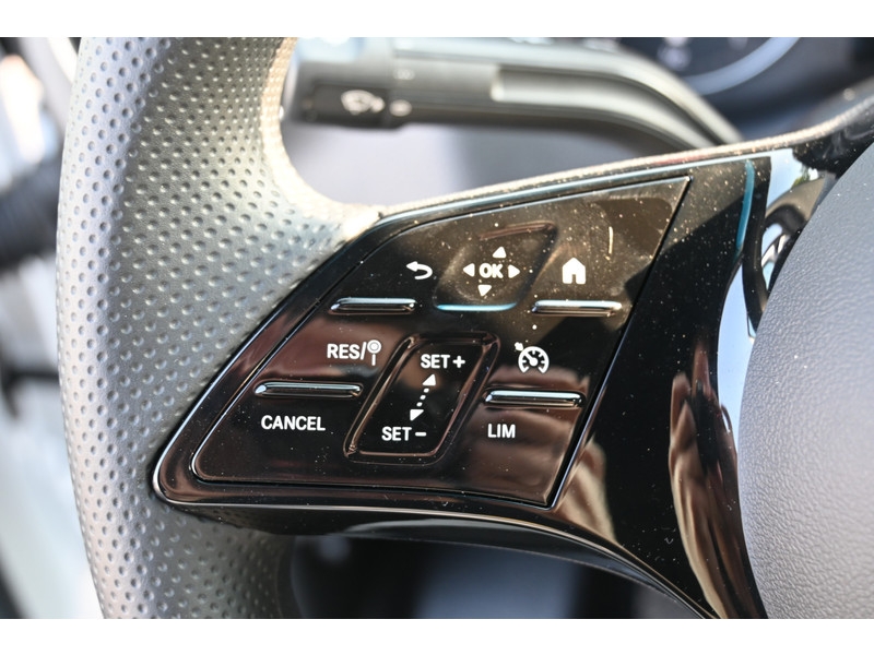 Mercedes-Benz Sprinter 317 CDI L3H2 Pro Smartphone integratiepakket, Geveerde stoel, Reserve wiel, Etc. Mercedes-Benz Sprinter 317 CDI L3H2 Pro Smartphone integratiepakket, Geveerde stoel, Reserve wiel, Etc.