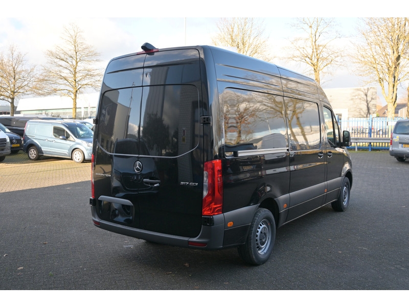 Mercedes-Benz Sprinter 317 CDI L2H2 PRO 3500 kg trekgewicht, LED koplampen, Smartphone integratiepakket  Mercedes-Benz Sprinter 317 CDI L2H2 PRO 3500 kg trekgewicht, LED koplampen, Smartphone integratiepakket