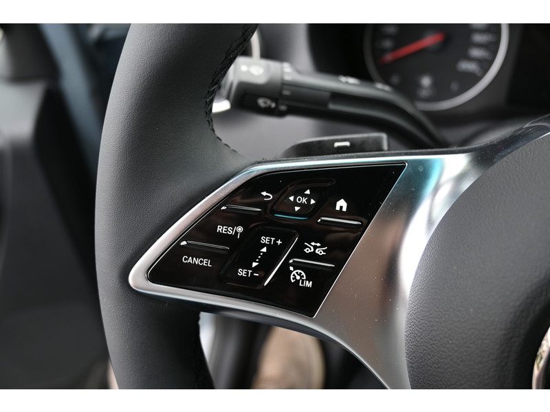 Mercedes-Benz Sprinter 319 CDI 4x4 L2H2 Pro HD Distronic, Draaistoelen, LED, Electrische schuifdeur  Mercedes-Benz Sprinter 319 CDI 4x4 L2H2 Pro HD Distronic, Draaistoelen, LED, Electrische schuifdeur