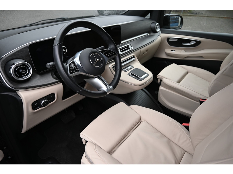 Mercedes-Benz V-Klasse 300d DC L3 XL Avantgarde Electrische schuifdeuren, Distronic, 360 Camera  Mercedes-Benz V-Klasse 300d DC L3 XL Avantgarde Electrische schuifdeuren, Distronic, 360 Camera