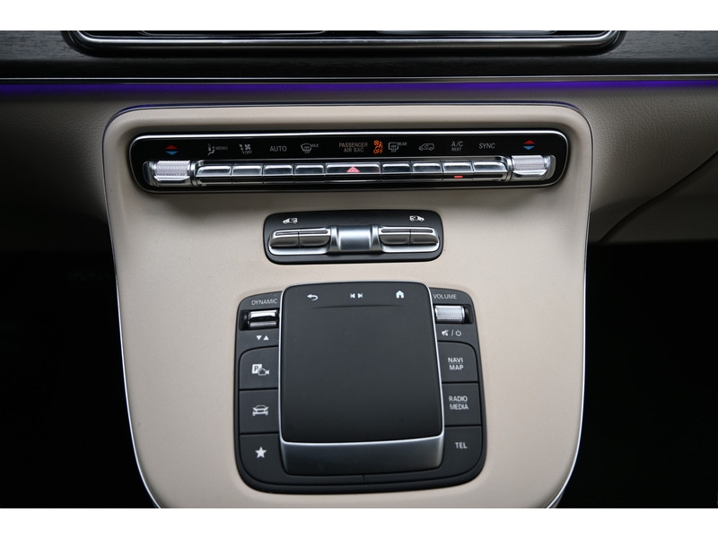 Mercedes-Benz V-Klasse 300d DC L3 XL Avantgarde Electrische schuifdeuren, Distronic, 360 Camera  Mercedes-Benz V-Klasse 300d DC L3 XL Avantgarde Electrische schuifdeuren, Distronic, 360 Camera