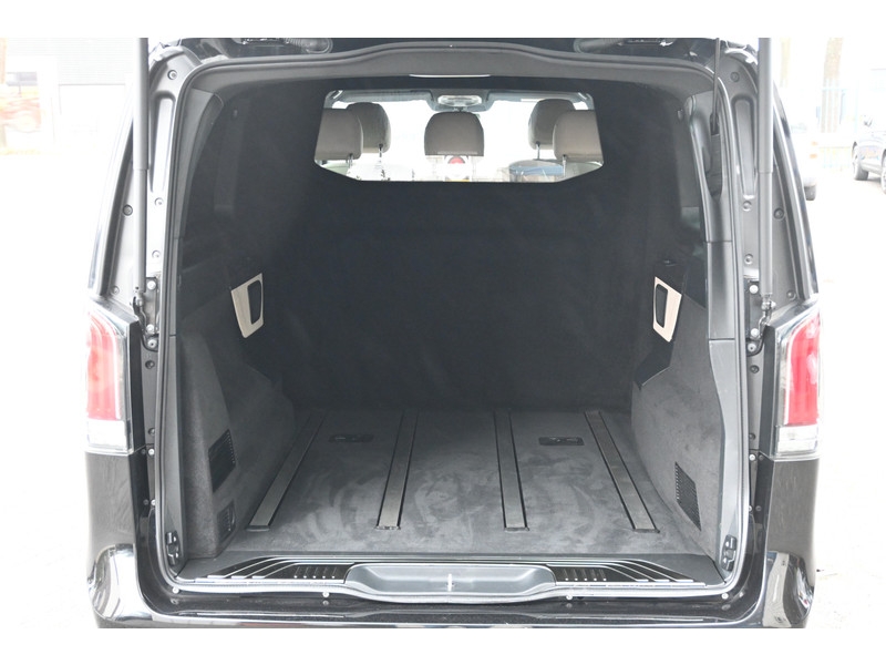 Mercedes-Benz V-Klasse 300d DC L3 XL Avantgarde Electrische schuifdeuren, Distronic, 360 Camera  Mercedes-Benz V-Klasse 300d DC L3 XL Avantgarde Electrische schuifdeuren, Distronic, 360 Camera