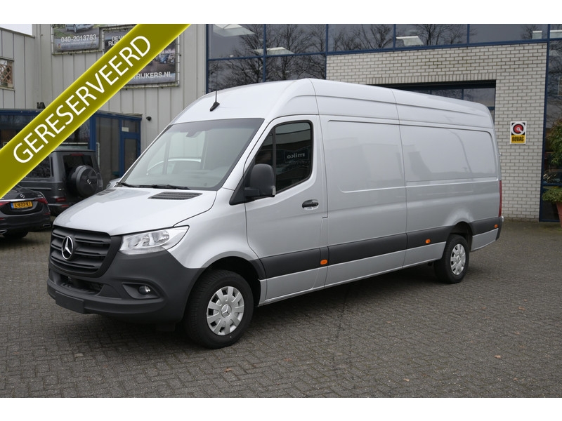 Mercedes-Benz Sprinter 317 CDI L3H2 MBUX met camera, Geveerde stoel, Climate controle  Mercedes-Benz Sprinter 317 CDI L3H2 MBUX met camera, Geveerde stoel, Climate controle