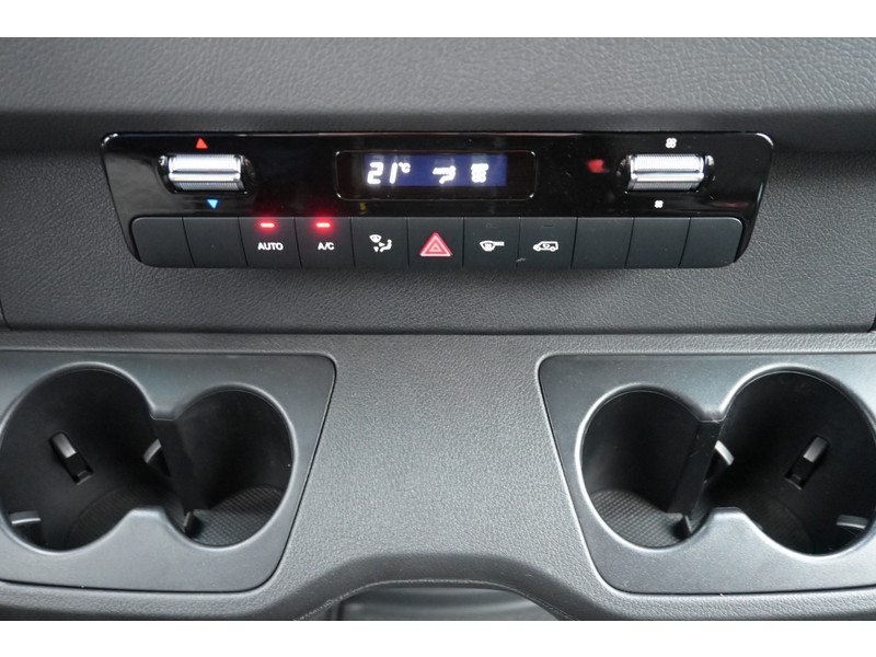 Mercedes-Benz Sprinter 317 CDI L3H2 MBUX met camera, Geveerde stoel, Climate controle  Mercedes-Benz Sprinter 317 CDI L3H2 MBUX met camera, Geveerde stoel, Climate controle