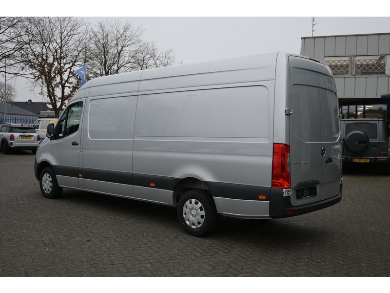 Mercedes-Benz Sprinter 317 CDI L3H2 MBUX met camera, Geveerde stoel, Climate controle  Mercedes-Benz Sprinter 317 CDI L3H2 MBUX met camera, Geveerde stoel, Climate controle