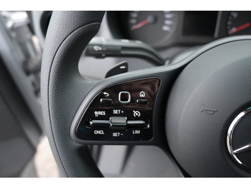 Mercedes-Benz Sprinter 317 CDI L3H2 MBUX met camera, Geveerde stoel, Climate controle  Mercedes-Benz Sprinter 317 CDI L3H2 MBUX met camera, Geveerde stoel, Climate controle