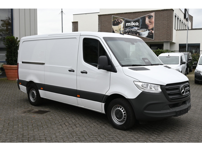 Mercedes-Benz Sprinter 315 CDI L2H1 Pro Camera, MBUX 10.25  Mercedes-Benz Sprinter 315 CDI L2H1 Pro Camera, MBUX 10.25