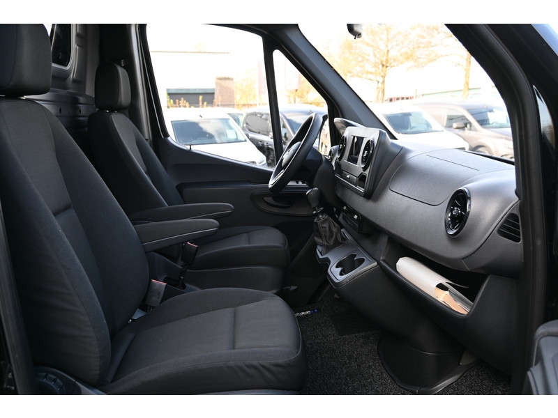 Mercedes-Benz Sprinter 314 CDI L1H1 Camera, Trekhaak, Apple Carplay/Android Auto Mercedes-Benz Sprinter 314 CDI L1H1 Camera, Trekhaak, Apple Carplay/Android Auto