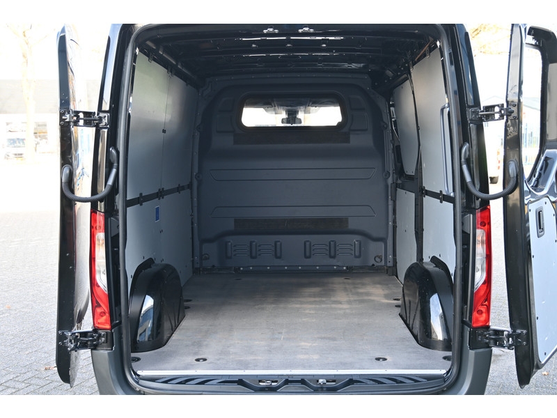 Mercedes-Benz Sprinter 314 CDI L1H1 Camera, Trekhaak, Apple Carplay/Android Auto Mercedes-Benz Sprinter 314 CDI L1H1 Camera, Trekhaak, Apple Carplay/Android Auto