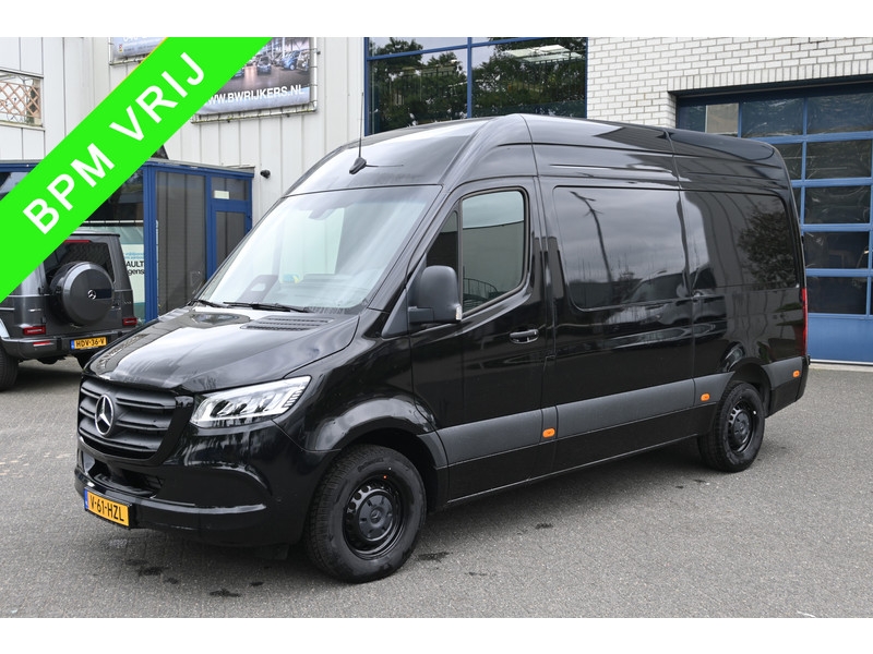 Mercedes-Benz Sprinter 317 CDI L2H2 Pro 3500 kg trekhaak, LED verlichting, Geveerde stoel Mercedes-Benz Sprinter 317 CDI L2H2 Pro 3500 kg trekhaak, LED verlichting, Geveerde stoel