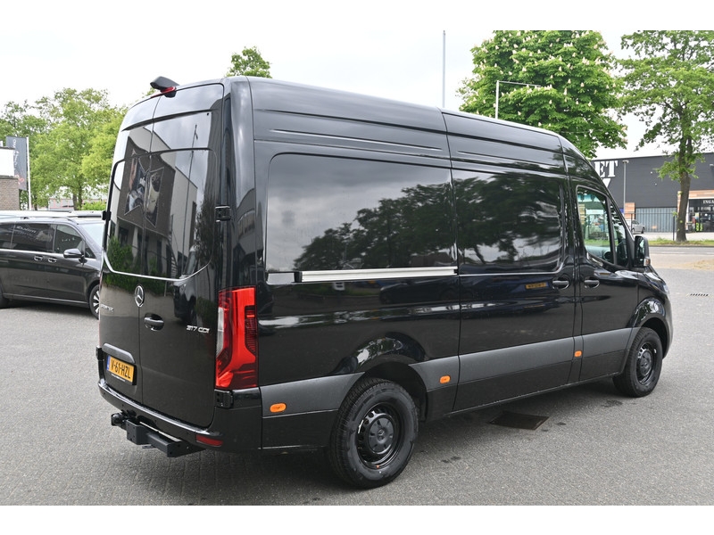 Mercedes-Benz Sprinter 317 CDI L2H2 Pro 3500 kg trekhaak, LED verlichting, Geveerde stoel Mercedes-Benz Sprinter 317 CDI L2H2 Pro 3500 kg trekhaak, LED verlichting, Geveerde stoel