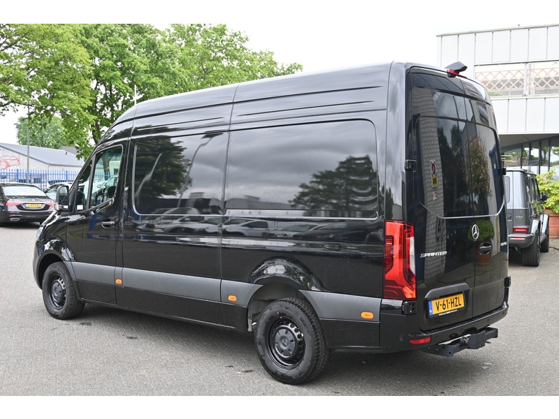 Mercedes-Benz Sprinter 317 CDI L2H2 Pro 3500 kg trekhaak, LED verlichting, Geveerde stoel Mercedes-Benz Sprinter 317 CDI L2H2 Pro 3500 kg trekhaak, LED verlichting, Geveerde stoel