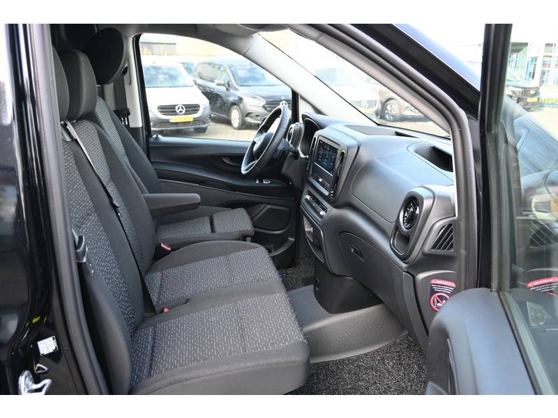 Mercedes-Benz Vito 116 CDI L2 Pro 2500kg trekhaak, LED koplampen, Smartphone integratie, Comfort stoel met verwarming Mercedes-Benz Vito 116 CDI L2 Pro 2500kg trekhaak, LED koplampen, Smartphone integratie, Comfort stoel met verwarming