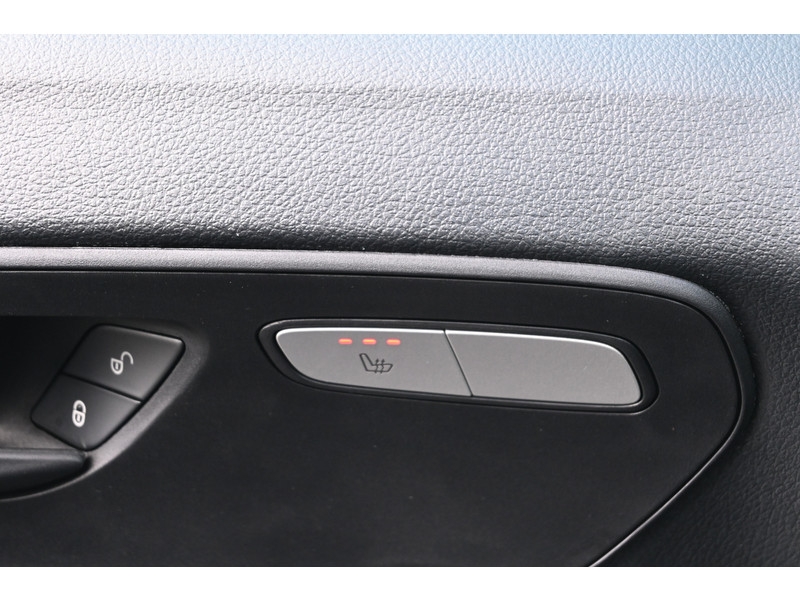 Mercedes-Benz Vito 116 CDI L2 Pro 2500kg trekhaak, LED koplampen, Smartphone integratie, Comfort stoel met verwarming Mercedes-Benz Vito 116 CDI L2 Pro 2500kg trekhaak, LED koplampen, Smartphone integratie, Comfort stoel met verwarming