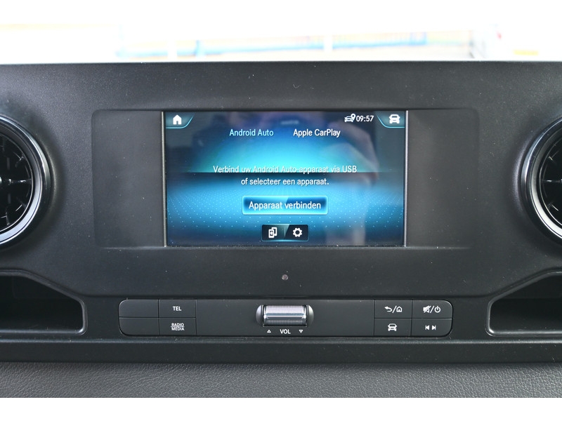 Mercedes-Benz Sprinter 515 CDI L3 Bakwagen met laadklep Dhollandia klep, MBUX met Apple Carplay/Android Auto Mercedes-Benz Sprinter 515 CDI L3 Bakwagen met laadklep Dhollandia klep, MBUX met Apple Carplay/Android Auto