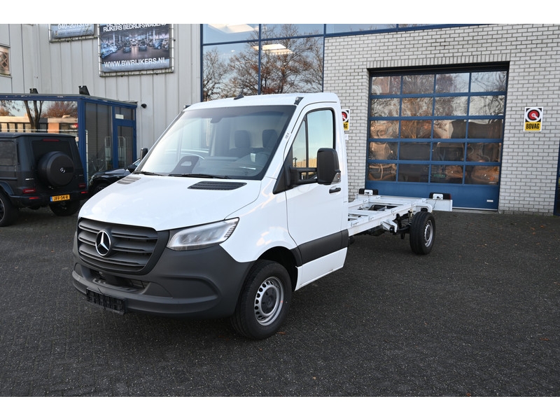 Mercedes-Benz Sprinter 317 CDI L3 RWD Pro Smartphone integratie pakket, LED Laadbak met laadklep, zijdeur Mercedes-Benz Sprinter 317 CDI L3 RWD Pro Smartphone integratie pakket, LED Laadbak met laadklep, zijdeur