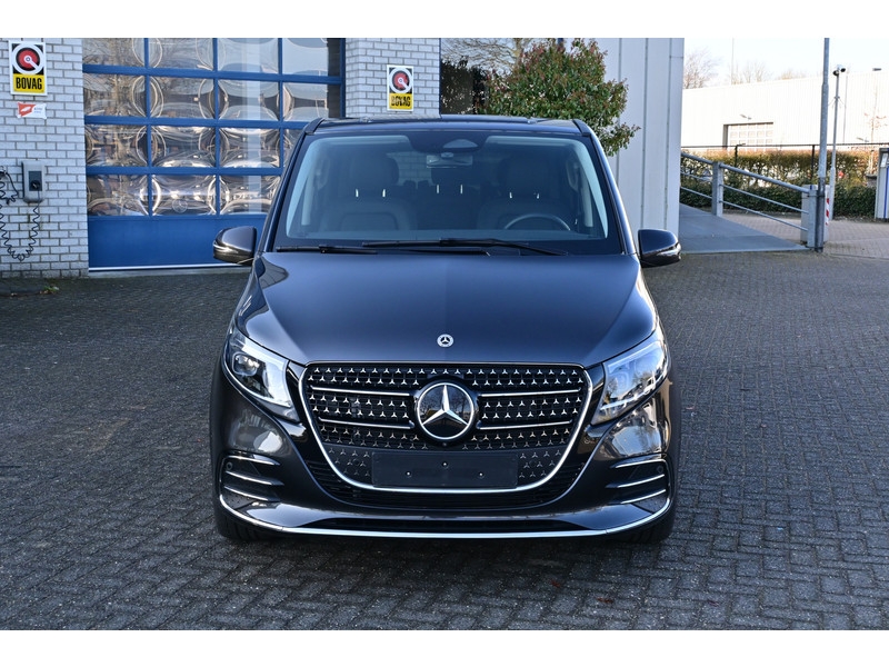 Mercedes-Benz V-Klasse 300d AMG L3 DC AMG pakket, Easy Pack Pakket, Distronic Mercedes-Benz V-Klasse 300d AMG L3 DC AMG pakket, Easy Pack Pakket, Distronic