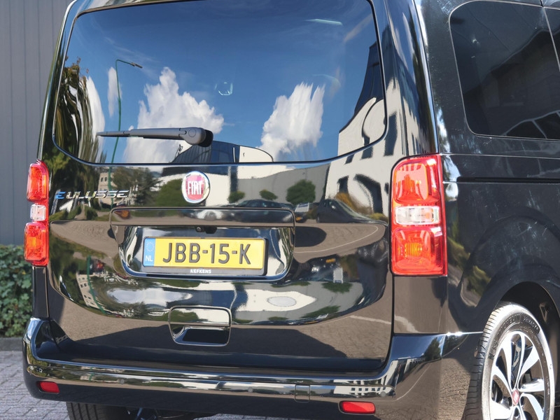 Fiat Ulysse L2H1 75kWh | 8-zitter | Panoramadak | Achterruitrijcamera | Stoelverwarming elektrisch Fiat Ulysse L2H1 75kWh | 8-zitter | Panoramadak | Achterruitrijcamera | Stoelverwarming elektrisch