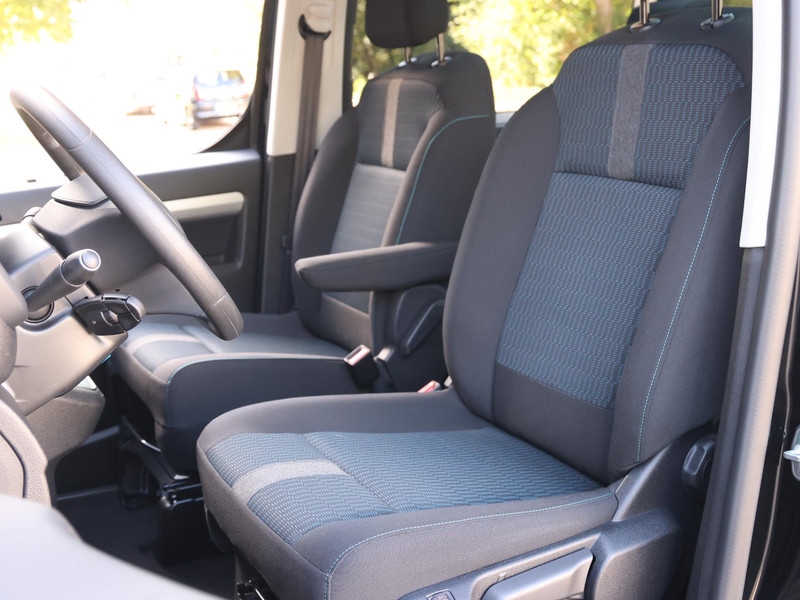 Fiat Ulysse L2H1 75kWh | 8-zitter | Panoramadak | Achterruitrijcamera | Stoelverwarming elektrisch Fiat Ulysse L2H1 75kWh | 8-zitter | Panoramadak | Achterruitrijcamera | Stoelverwarming elektrisch