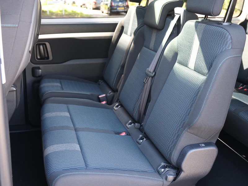 Fiat Ulysse L2H1 75kWh | 8-zitter | Panoramadak | Achterruitrijcamera | Stoelverwarming elektrisch Fiat Ulysse L2H1 75kWh | 8-zitter | Panoramadak | Achterruitrijcamera | Stoelverwarming elektrisch