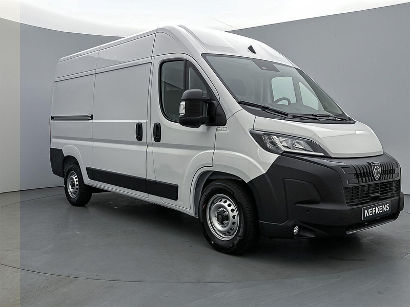 Peugeot Boxer L2H2 Zwaar 3.5t 140 pk | Parkeersensoren Voor en Achter | Airco | Trekhaak | Zijschuifdeur Rechts |   Peugeot Boxer L2H2 Zwaar 3.5t 140 pk | Parkeersensoren Voor en Achter | Airco | Trekhaak | Zijschuifdeur Rechts |
