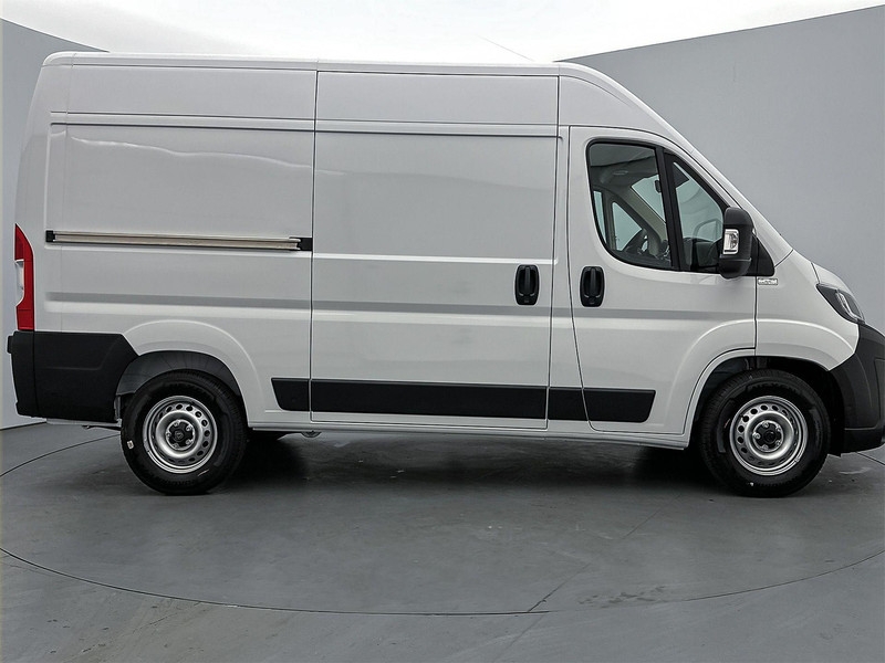 Peugeot Boxer L2H2 Zwaar 3.5t 140 pk | Parkeersensoren Voor en Achter | Airco | Trekhaak | Zijschuifdeur Rechts |   Peugeot Boxer L2H2 Zwaar 3.5t 140 pk | Parkeersensoren Voor en Achter | Airco | Trekhaak | Zijschuifdeur Rechts |