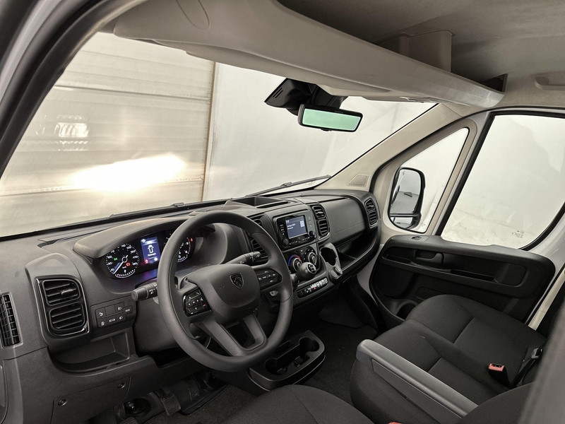 Peugeot Boxer L2H2 Zwaar 3.5t 140 pk | Parkeersensoren Voor en Achter | Airco | Trekhaak | Zijschuifdeur Rechts |   Peugeot Boxer L2H2 Zwaar 3.5t 140 pk | Parkeersensoren Voor en Achter | Airco | Trekhaak | Zijschuifdeur Rechts |